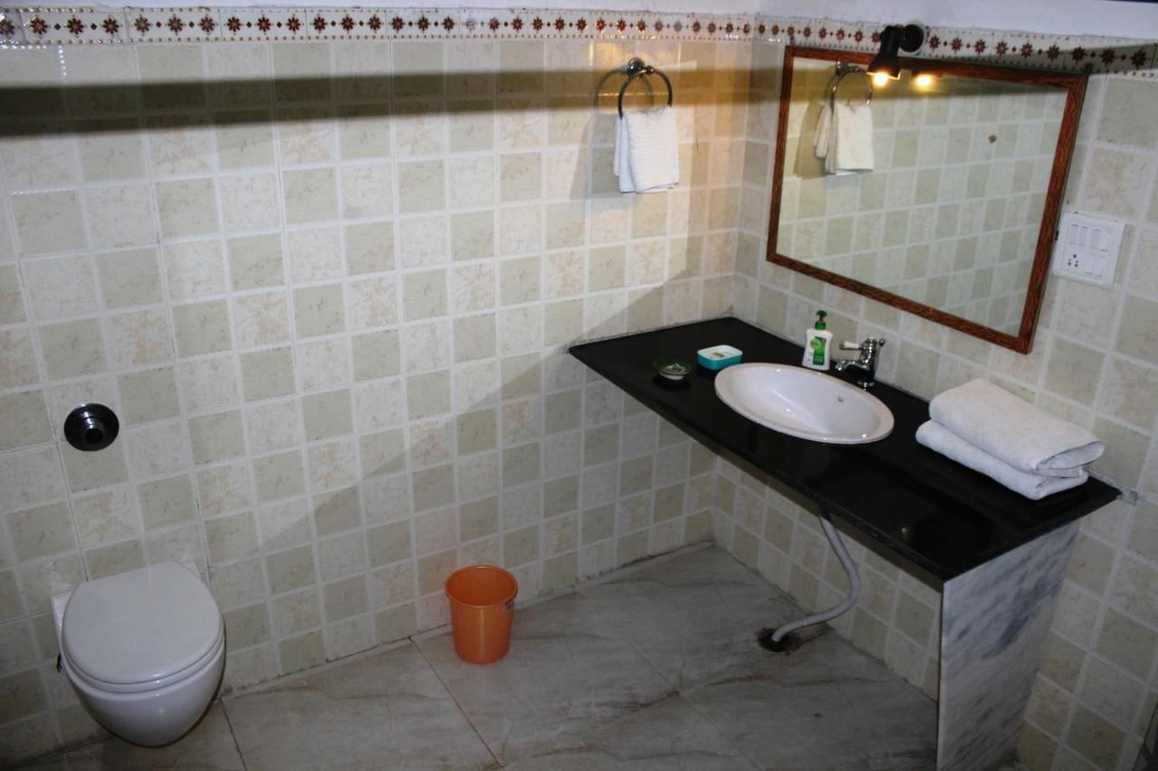 Royal Farm Bharatpur Apartment Exterior photo